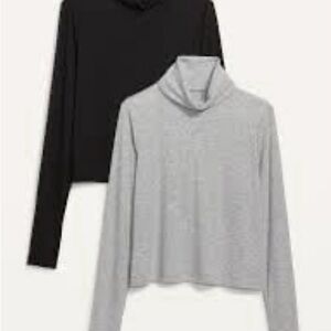 Old Navy UltraLite Performance Cropped Ribbed Turtleneck Top Gray Size Large